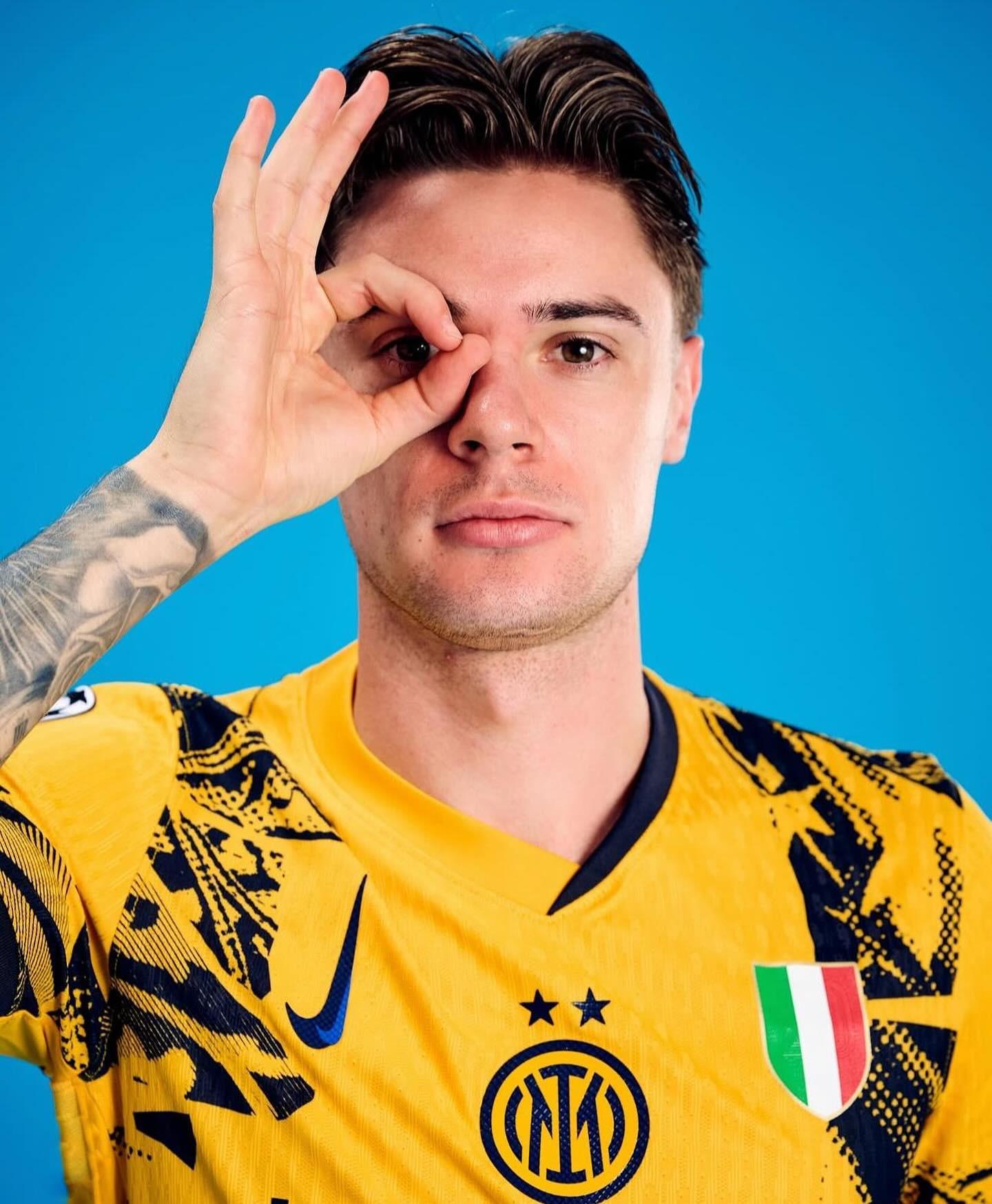 华体会体育APP下载-扎莱夫斯基告别国米：六个月足以让一个团队变成你的家