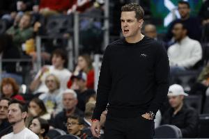 华体会体育APP下载-爵士主帅：我是个极具竞争意识的人 球队下半场表现很令人失望